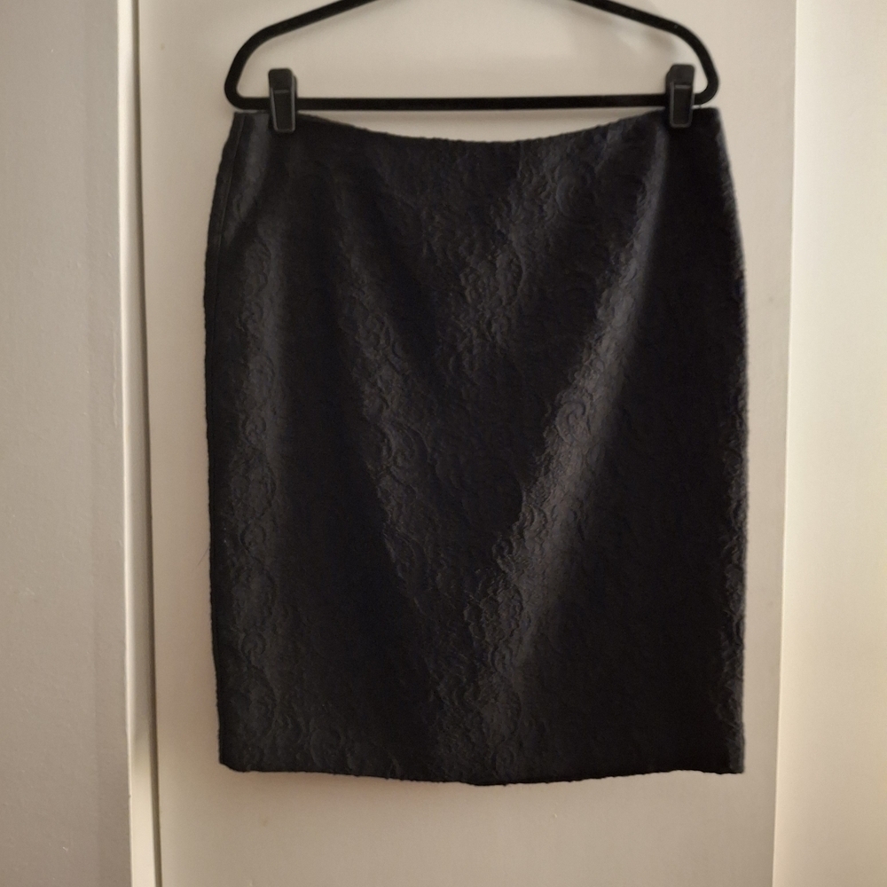 Liz Claiborne Women's Black Knee-Length Lace Overlay Pencil Skirt